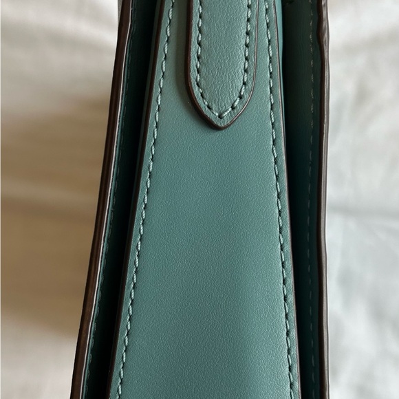 Small Leather Coach handbag shoulder bag - Picture 9 of 11